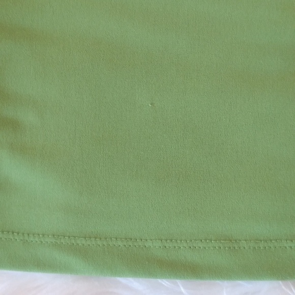 Michael Kors Front Twist Knot Green Top M - Picture 6 of 7